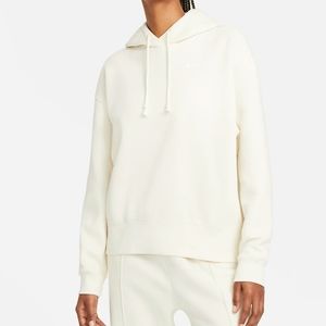Women's Nike sportswear fleece hoodie XL (14-16)